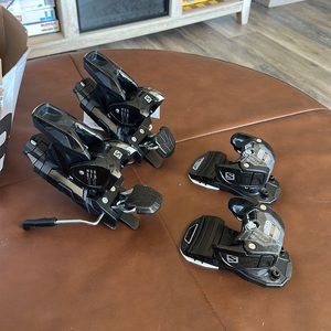Brand new Salomon ski bindings